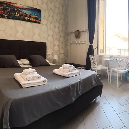 Napoli B&B Ruggiero'S Rooms Экстерьер фото