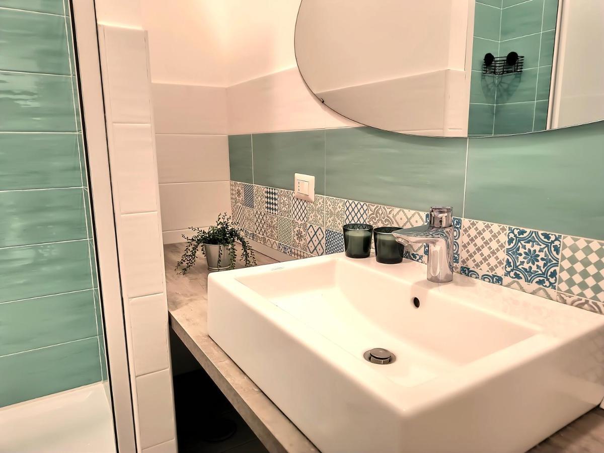Napoli B&B Ruggiero'S Rooms Экстерьер фото
