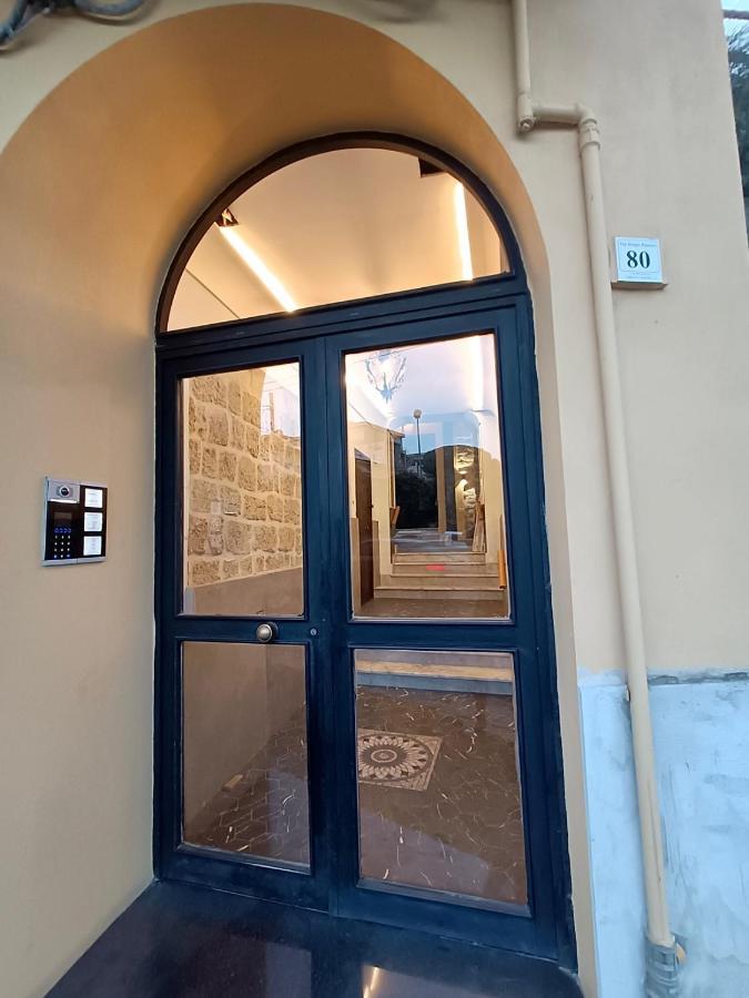 Napoli B&B Ruggiero'S Rooms Экстерьер фото